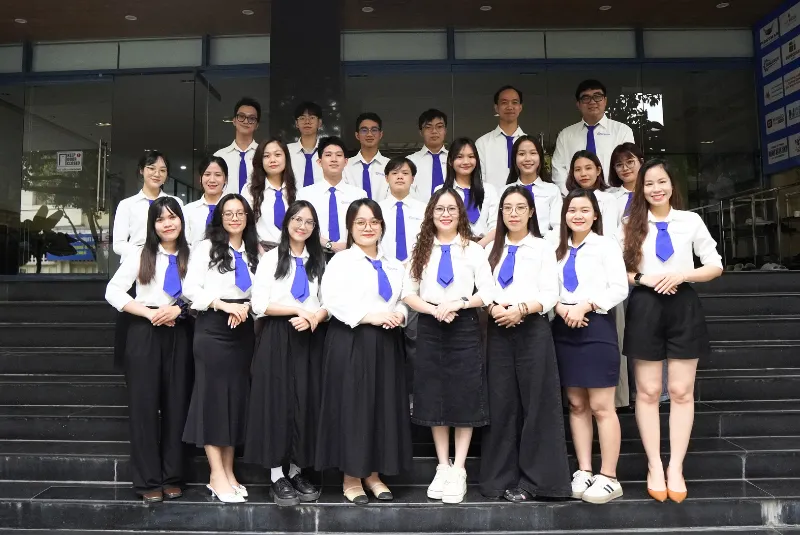 Thủ tục xin visa du lịch Việt Nam cho người nước ngoài 2025