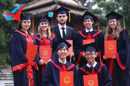 Sinh viên nước ngoài thực tập tại Việt Nam