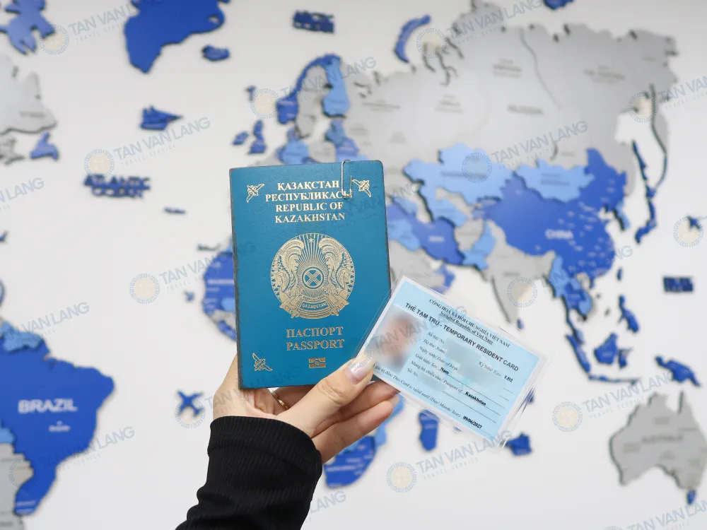 Thủ tục xin thẻ tạm trú lao động 2 năm cho người nước ngoài 2025